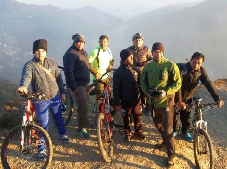 China reached the peak tank bicycle tour